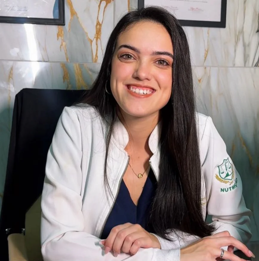 Anne Karoline Alvarenga